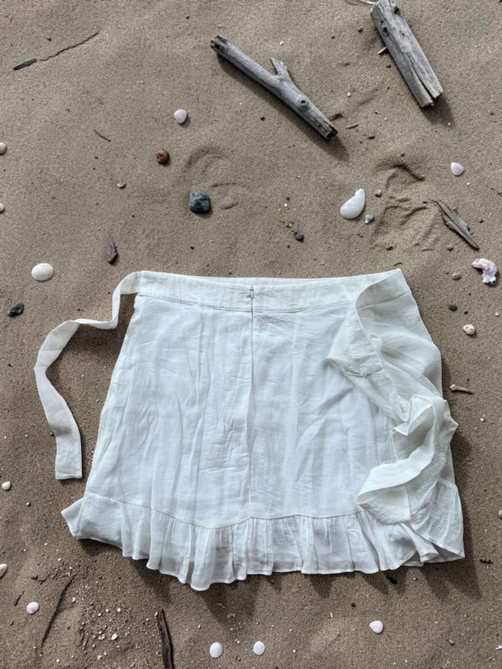 Altar’d State White Ruffled Wrap Skirt Beach Cover Up Size Large